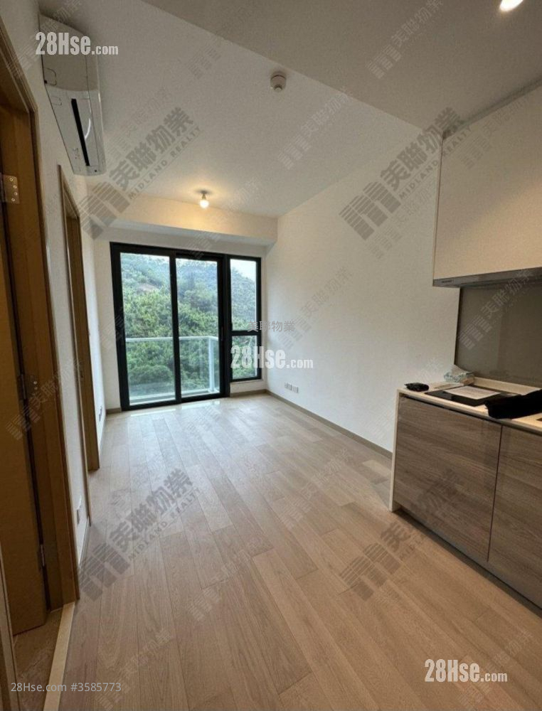 The Grand Marine Rental 1 Bedroom , 1 Bathroom 303 ft² ( 28.1 m² )