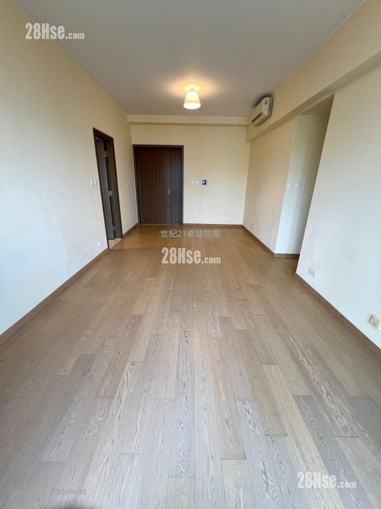 Grand Austin Rental 3 Bedrooms , 2 Bathrooms 862 ft² ( 80.1 m² )
