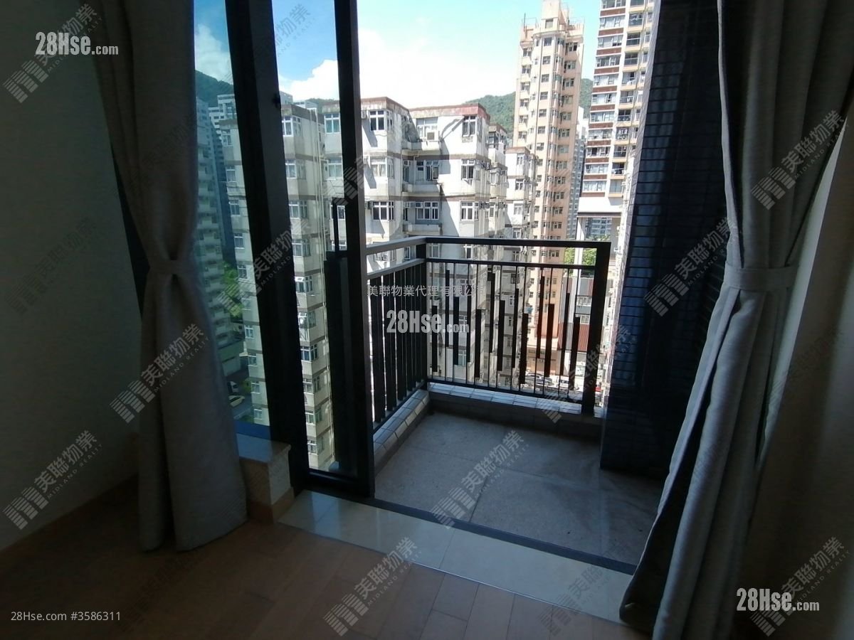 The Ascent Sell 1 Bedroom , 1 Bathroom 318 ft² ( 29.5 m² )