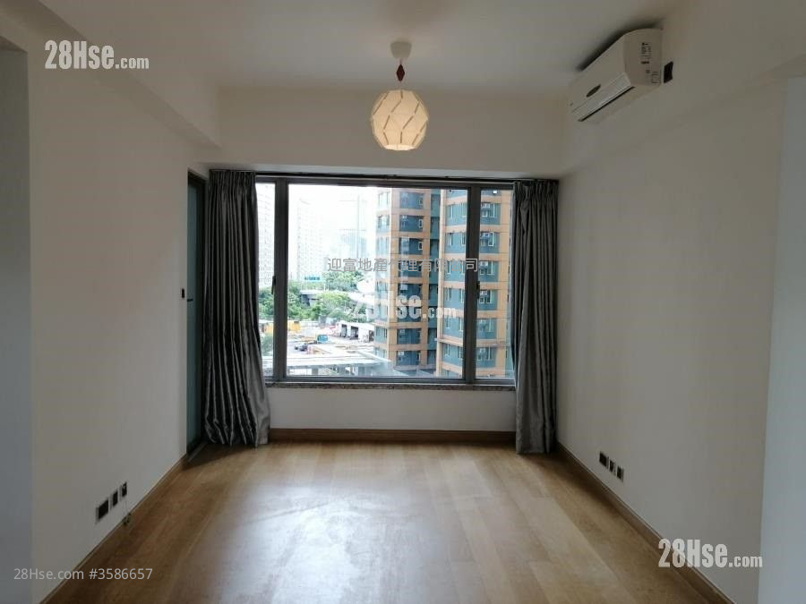 Stars By The Harbour Sell 3 Bedrooms , 2 Bathrooms 731 ft² ( 67.9 m² )