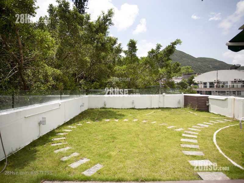 Woodgreen Estate Rental 4 Bedrooms , 3 Bathrooms 1,638 ft² ( 152.2 m² )