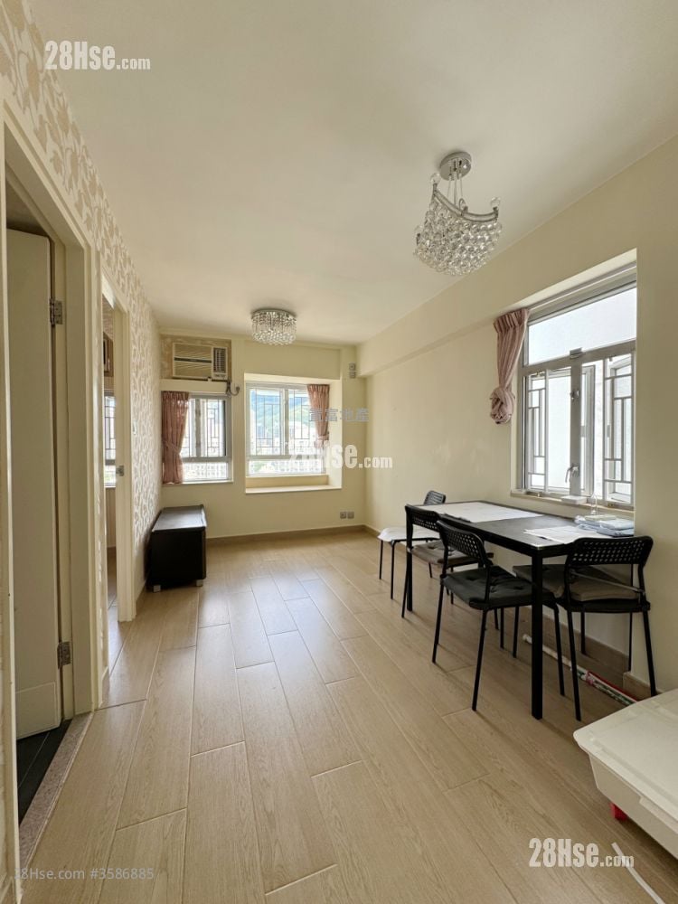New Kwai Fong Gardens Rental 2 Bedrooms , 1 Bathroom 400 ft² ( 37.2 m² )