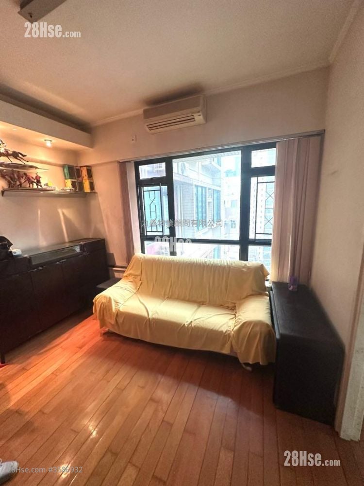 Grand Seaview Heights Sell 1 Bedroom , 1 Bathroom 356 ft² ( 33.1 m² )