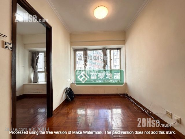 Fairview Garden Sell 2 Bedrooms , 1 Bathroom 304 ft² ( 28.2 m² )