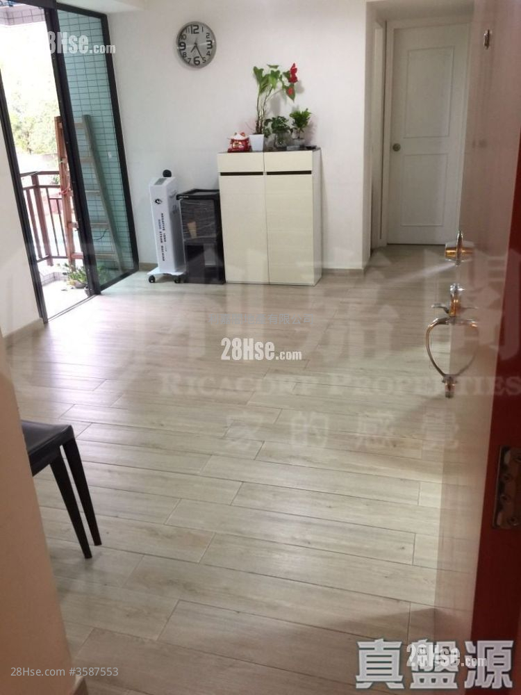 Royal Green Sell 2 Bedrooms 434 ft² ( 40.3 m² )