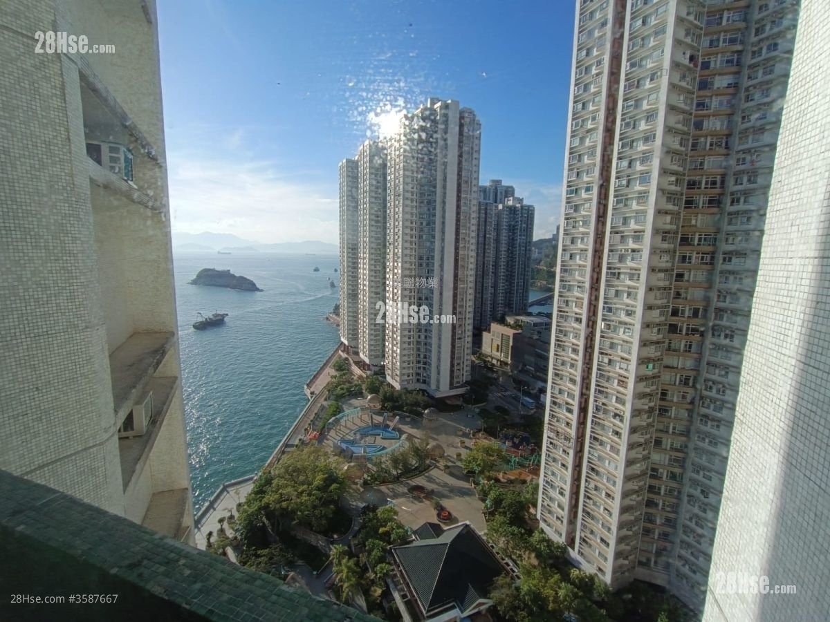 South Horizons Rental 3 Bedrooms , 2 Bathrooms 581 ft² ( 54.0 m² )