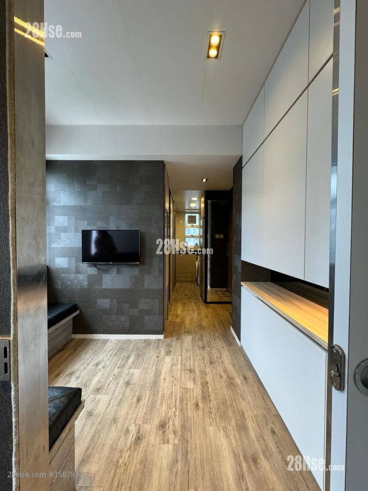 Wah To Building Rental 2 Bedrooms , 1 Bathroom 283 ft² ( 26.3 m² )