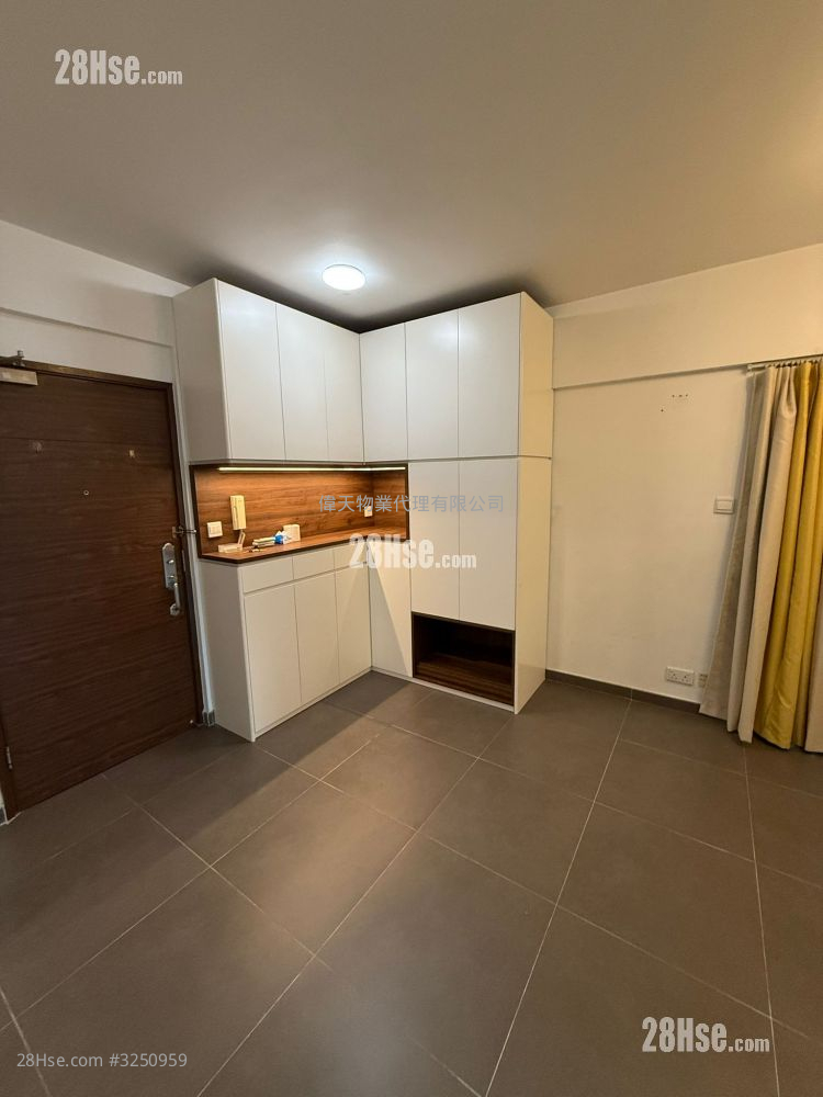 Sereno Verde Rental 2 Bedrooms , 1 Bathroom 470 ft² ( 43.7 m² )