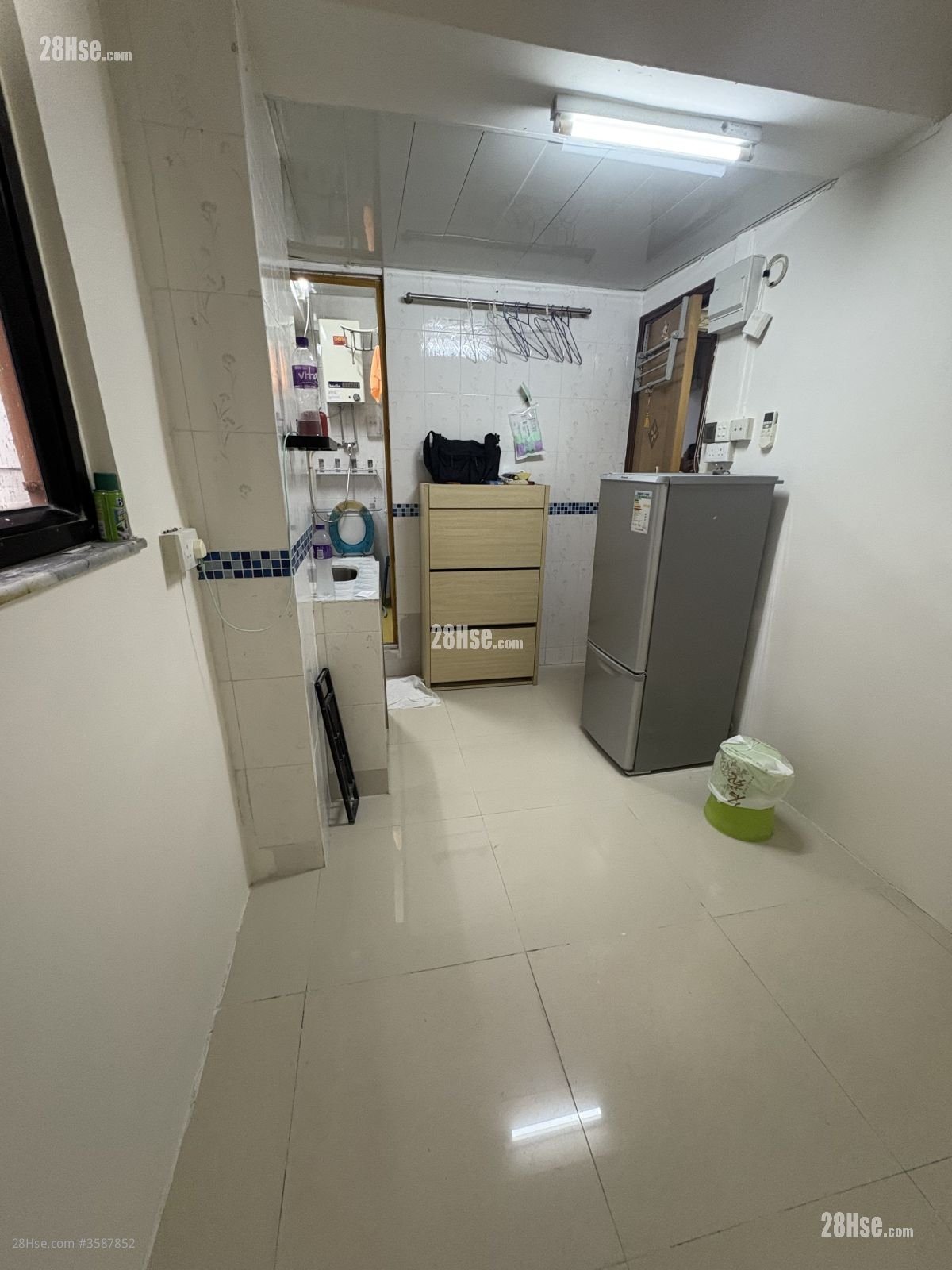 Cheung Hing Building Rental 120 ft² ( 11.1 m² )