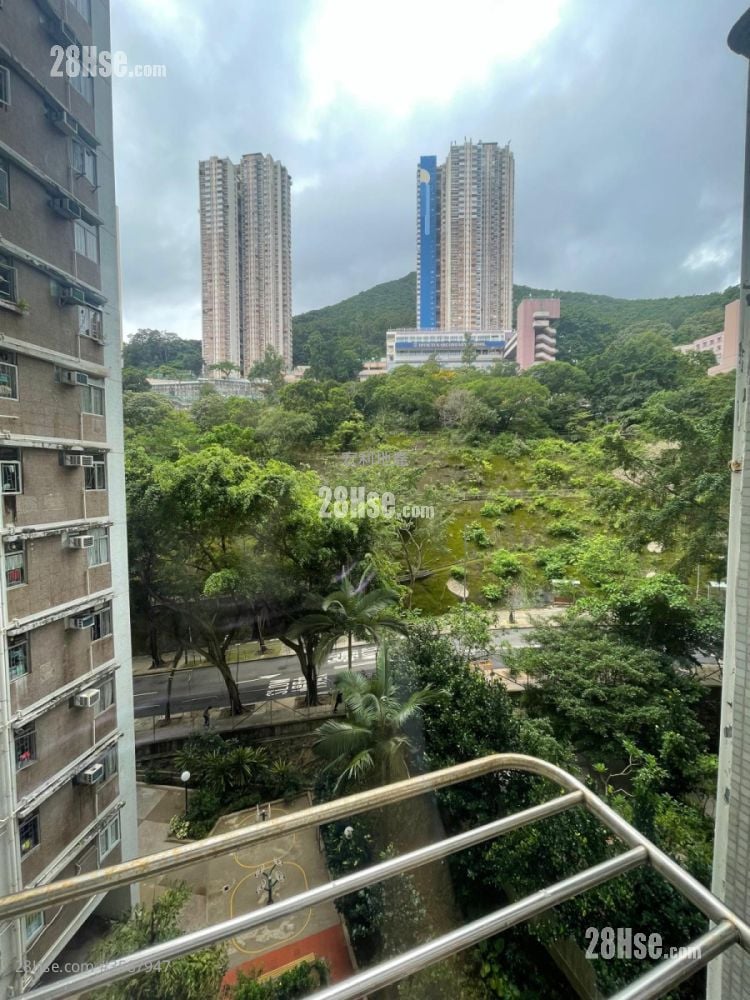 Greenwood Terrace Sell 2 Bedrooms , 1 Bathroom 508 ft² ( 47.2 m² )