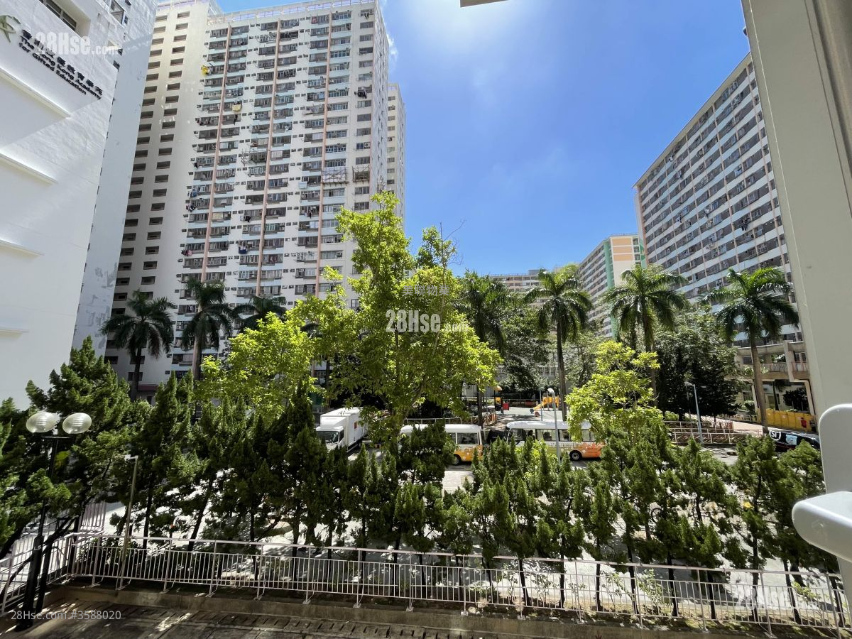 Yue Shing Court Rental 2 Bedrooms , 1 Bathroom 551 ft² ( 51.2 m² )