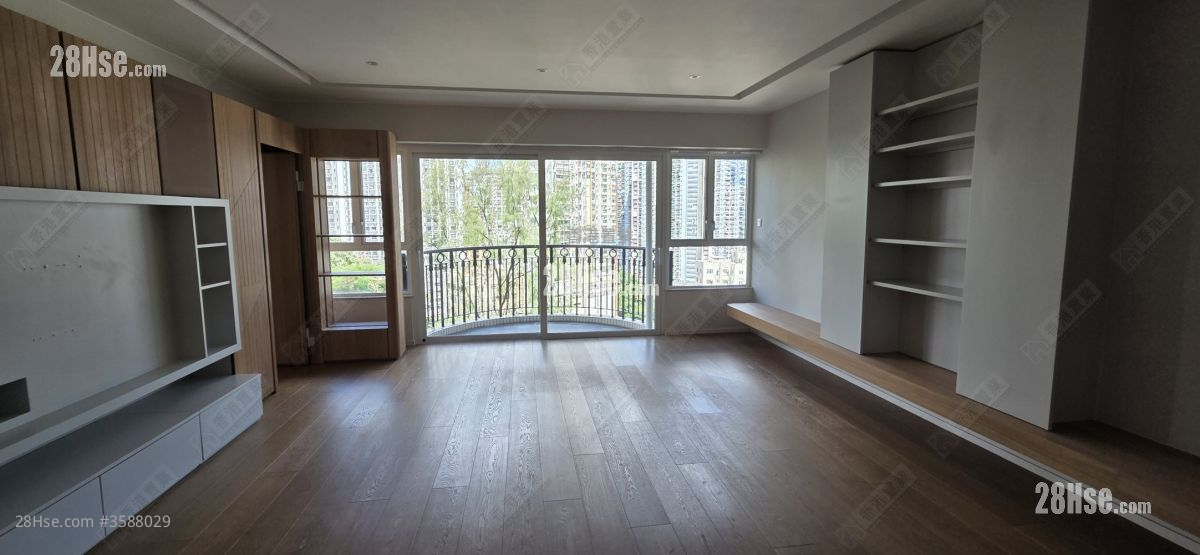 Carnation Court Sell 4 Bedrooms , 3 Bathrooms 1,644 ft² ( 152.7 m² )