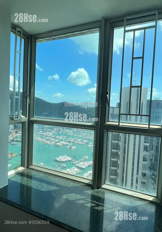 Sham Wan Towers Sell 2 Bedrooms , 1 Bathroom 488 ft² ( 45.3 m² )