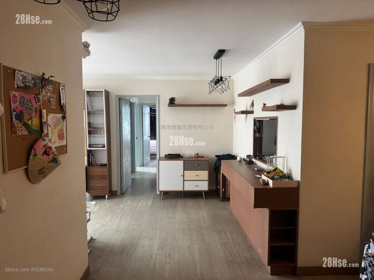 City Garden Rental 3 Bedrooms , 2 Bathrooms 792 ft² ( 73.6 m² )