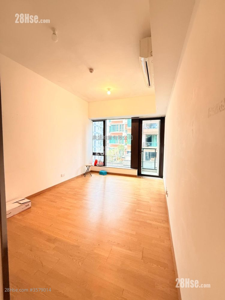 Monti Rental Studio , 1 Bathroom 286 ft² ( 26.6 m² )