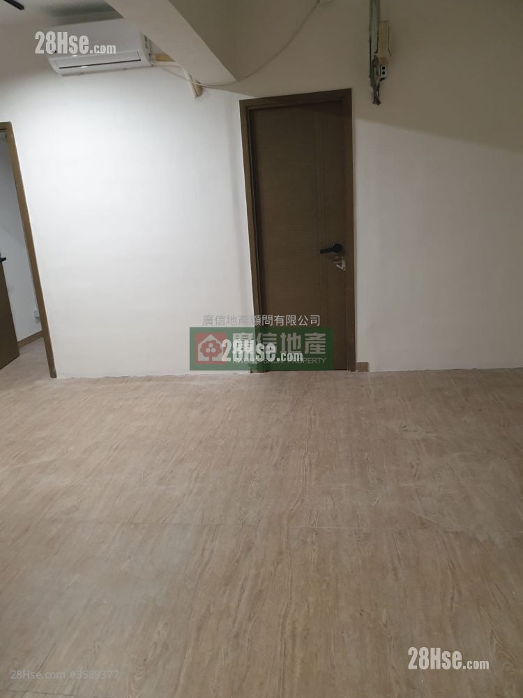 Kingland Apartments Rental 5+ Bedrooms , 3 Bathrooms 916 ft² ( 85.1 m² )