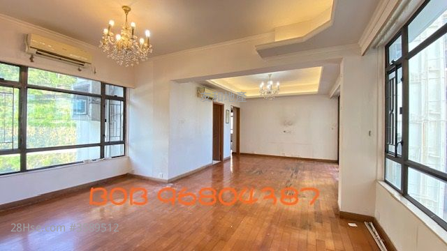Pearl Court Sell 3 Bedrooms , 2 Bathrooms 1,190 ft² ( 110.6 m² )