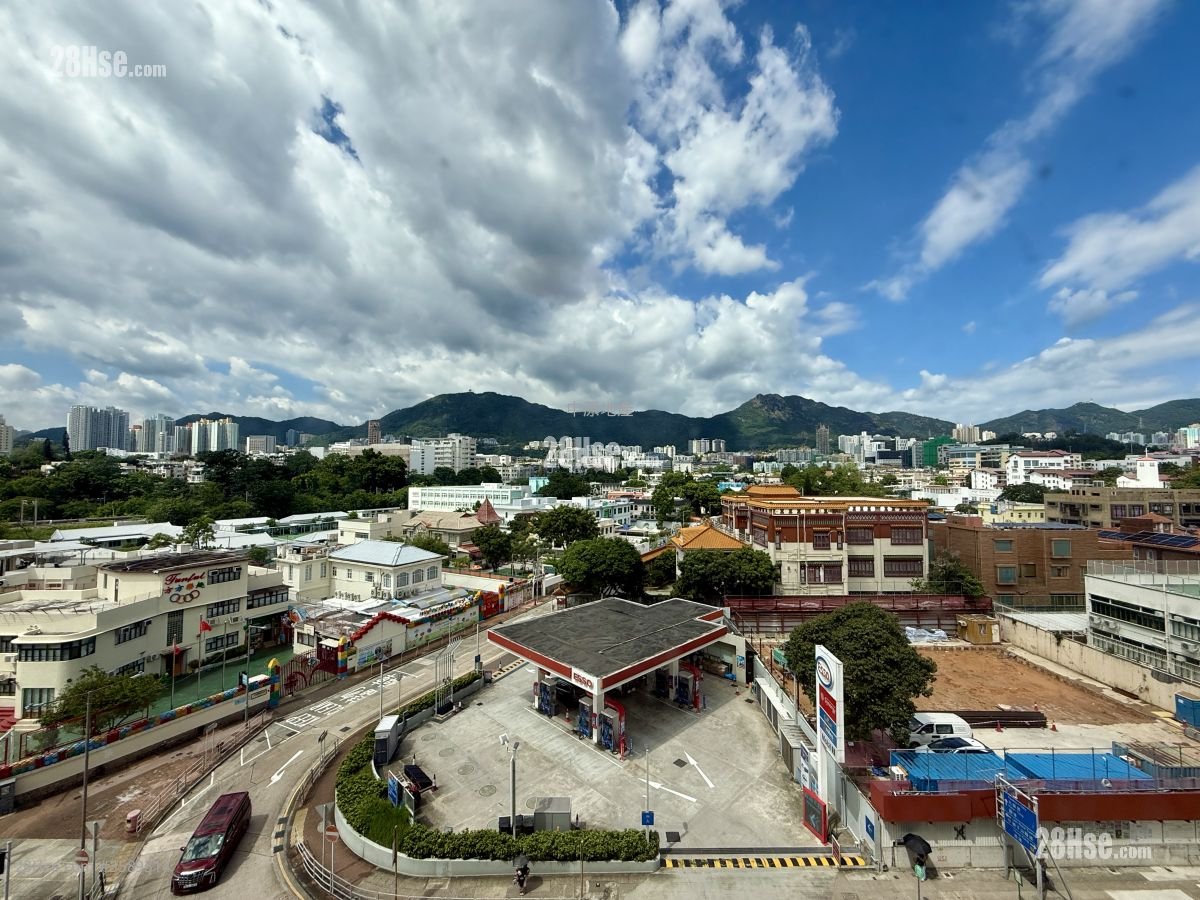 Kowloon Tong Mansion Sell 3 Bedrooms , 2 Bathrooms 1,163 ft² ( 108.0 m² )