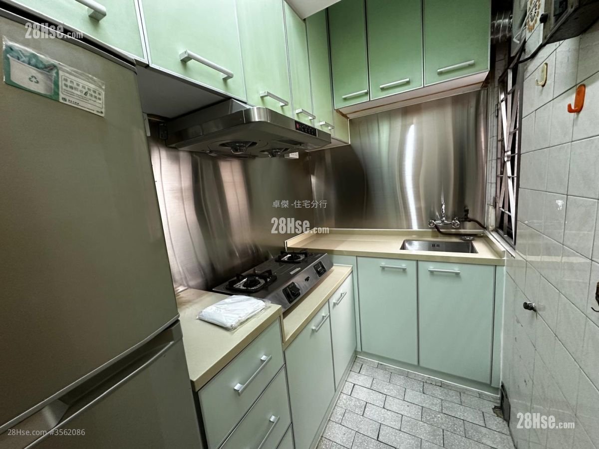 Kwai Sing Centre Rental 2 Bedrooms , 1 Bathroom 460 ft² ( 42.7 m² )