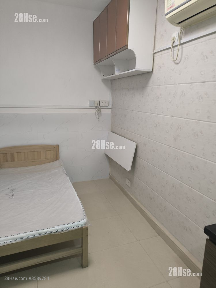 National Court Rental Studio , 1 Bathroom 282 ft² ( 26.2 m² )