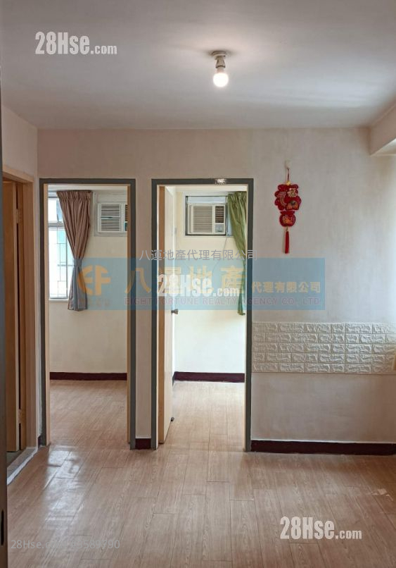 Merlin Centre Rental 2 Bedrooms 270 ft² ( 25.1 m² )