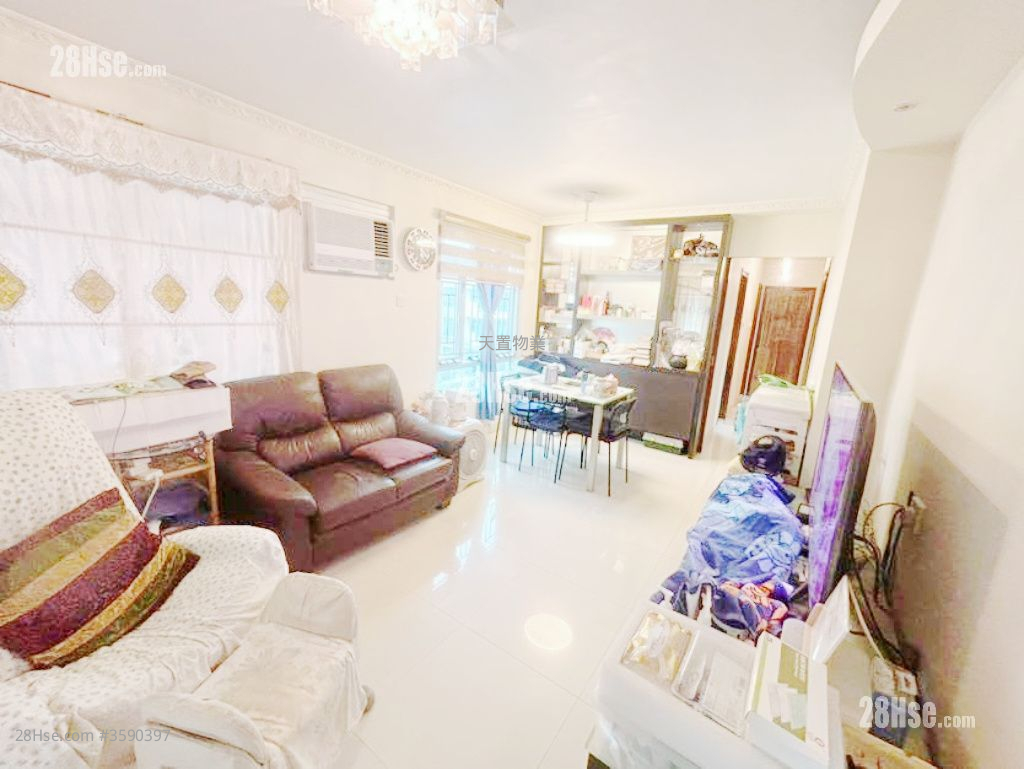 Tsing Chuen Wai Sell 4 Bedrooms , 2 Bathrooms 700 ft² ( 65.0 m² )