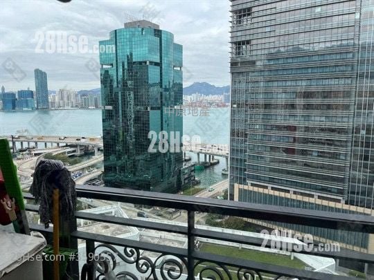 La Place De Victoria Sell 3 Bedrooms 932 ft² ( 86.6 m² )