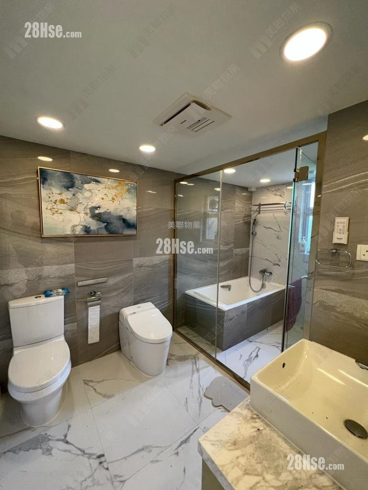 Green Crest Sell 3 Bedrooms 1,284 ft² ( 119.3 m² )