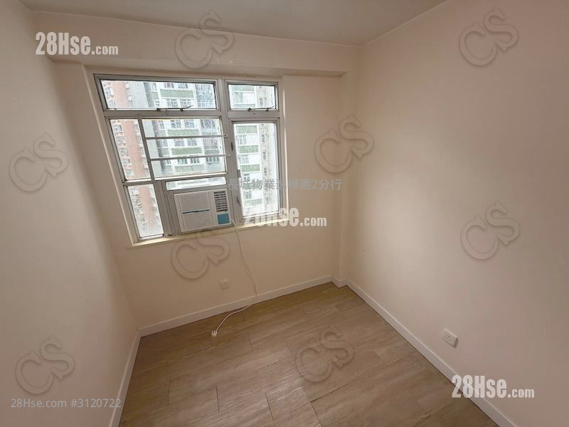 Nan Fung Sun Chuen Rental 3 Bedrooms , 1 Bathroom 516 ft² ( 47.9 m² ) Nan Fung Sun Chuen Rental 3 Bedrooms , 1 Bathroom 516 ft² ( 47.9 m² )