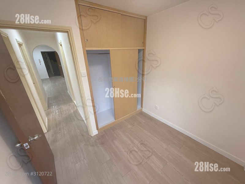 Nan Fung Sun Chuen Rental 3 Bedrooms , 1 Bathroom 516 ft² ( 47.9 m² ) Nan Fung Sun Chuen Rental 3 Bedrooms , 1 Bathroom 516 ft² ( 47.9 m² )