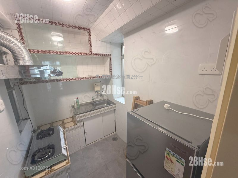 Nan Fung Sun Chuen Rental 3 Bedrooms , 1 Bathroom 516 ft² ( 47.9 m² ) Nan Fung Sun Chuen Rental 3 Bedrooms , 1 Bathroom 516 ft² ( 47.9 m² )