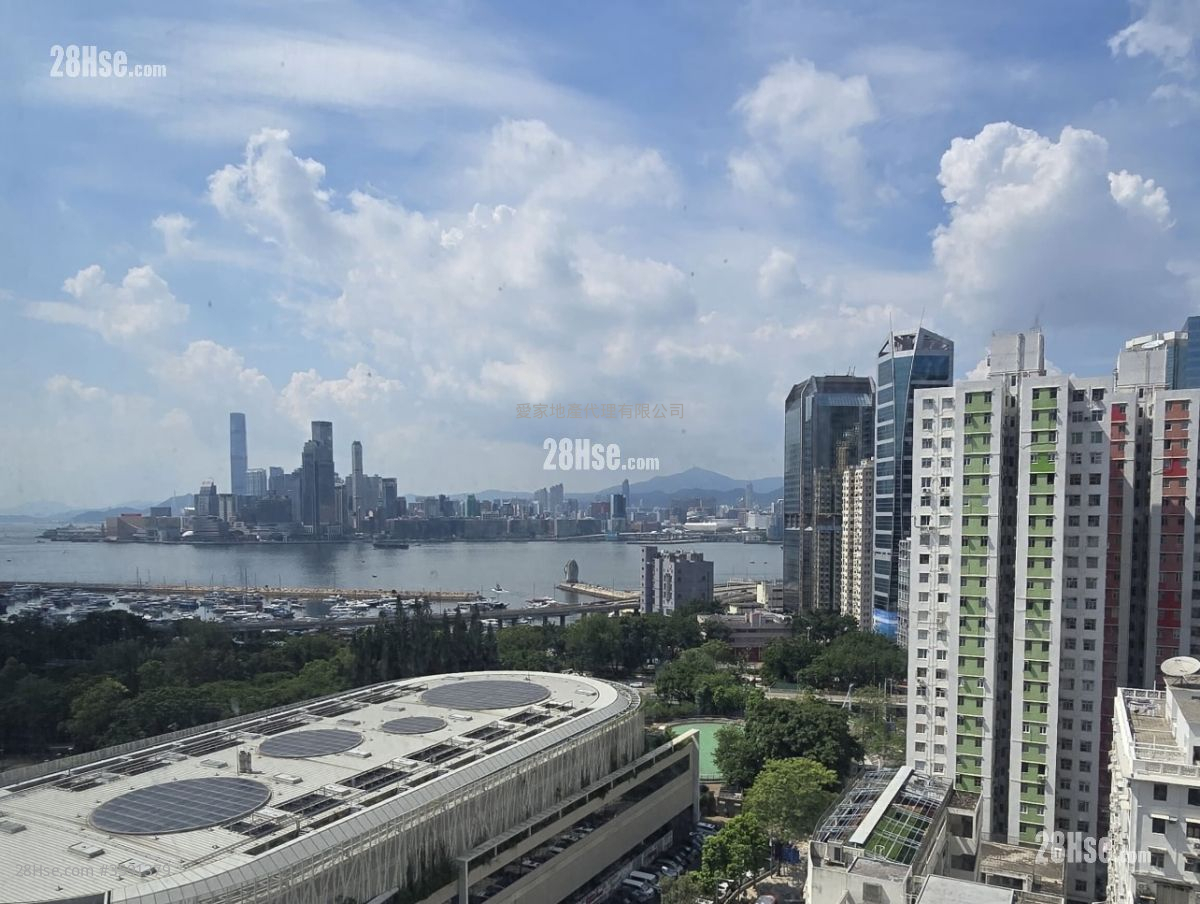 Park Towers Sell 3 Bedrooms , 2 Bathrooms 998 ft² ( 92.7 m² )