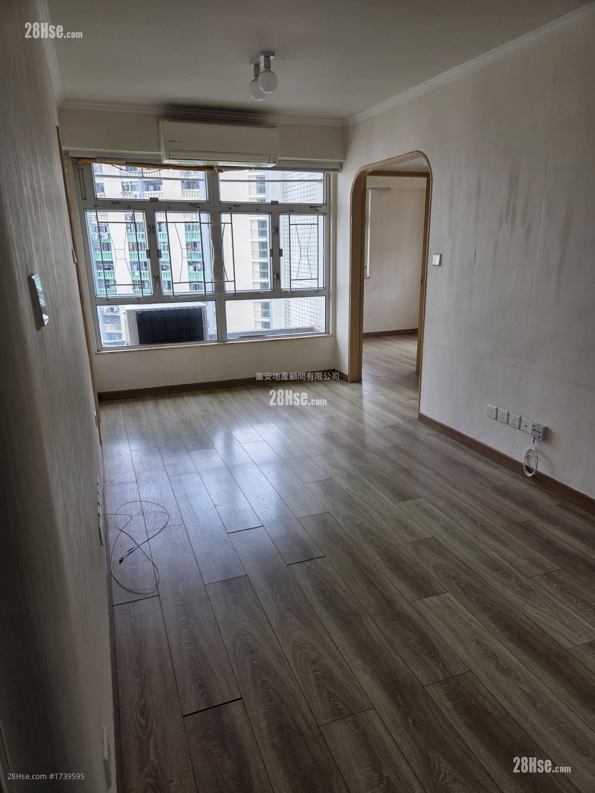 Chun Man Court Rental 3 Bedrooms , 1 Bathroom 525 ft² ( 48.8 m² )