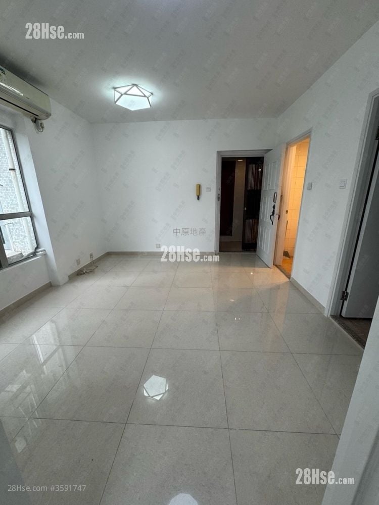 Fanling Town Center Sell 2 Bedrooms 399 ft² ( 37.1 m² )