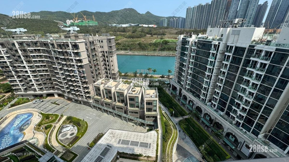 The Papillons Rental 2 Bedrooms , 1 Bathroom 519 ft² ( 48.2 m² )