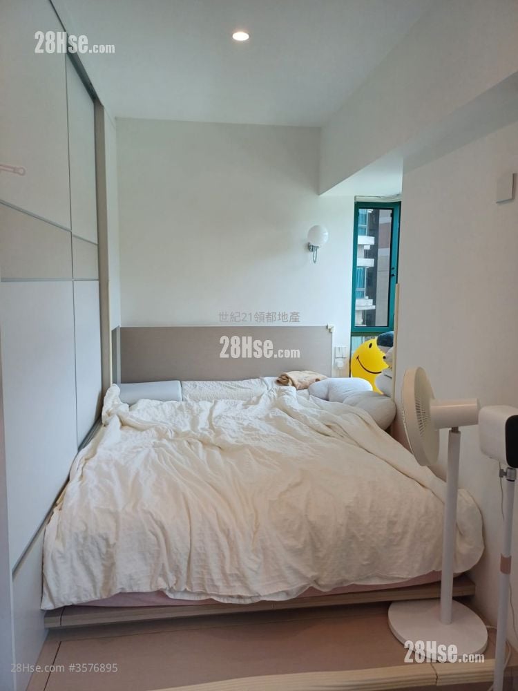 Sea Crest Villa Rental 2 Bedrooms , 1 Bathroom 555 ft² ( 51.6 m² )
