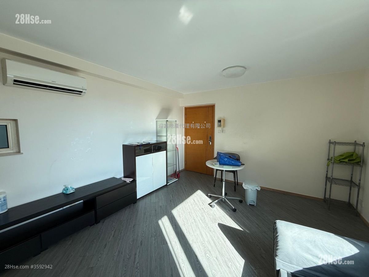 Harbour Place Rental 2 Bedrooms , 1 Bathroom 481 ft² ( 44.7 m² )