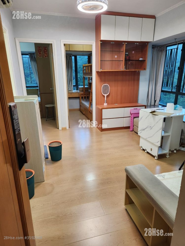 The Metro City Rental 2 Bedrooms , 1 Bathroom 363 ft² ( 33.7 m² )