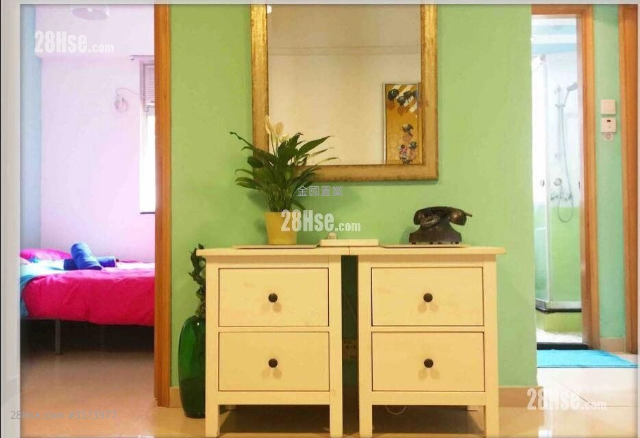 Hung Kwong Building Rental 3 Bedrooms , 1 Bathroom 412 ft² ( 38.3 m² )