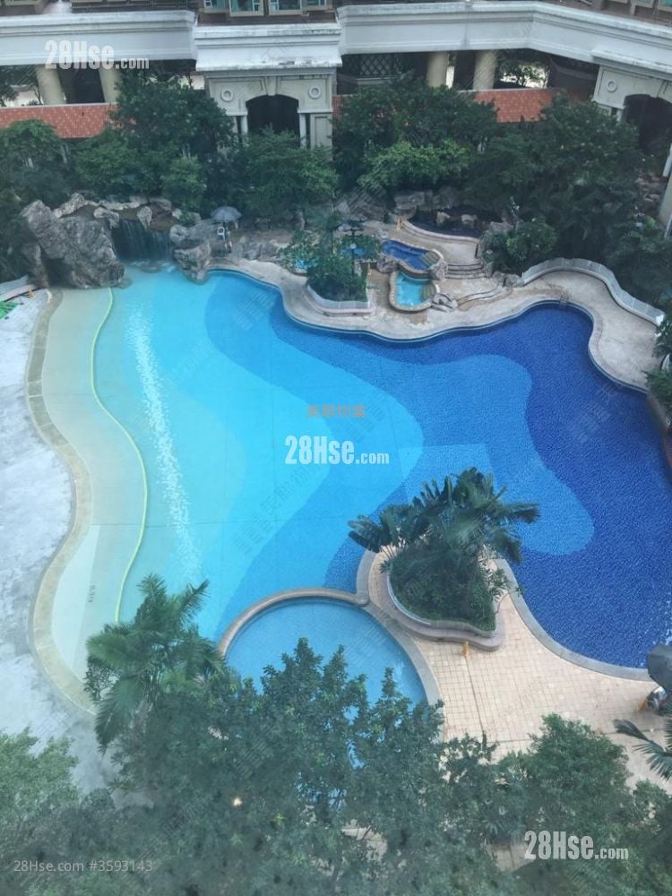 Banyan Garden Sell 2 Bedrooms , 1 Bathroom 470 ft² ( 43.7 m² )