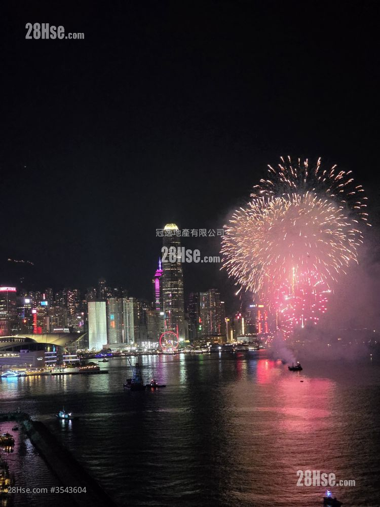 维多利中心 租盘 3 房 , 1 浴室 1,031 平方尺 ( 95.8 平方米 )