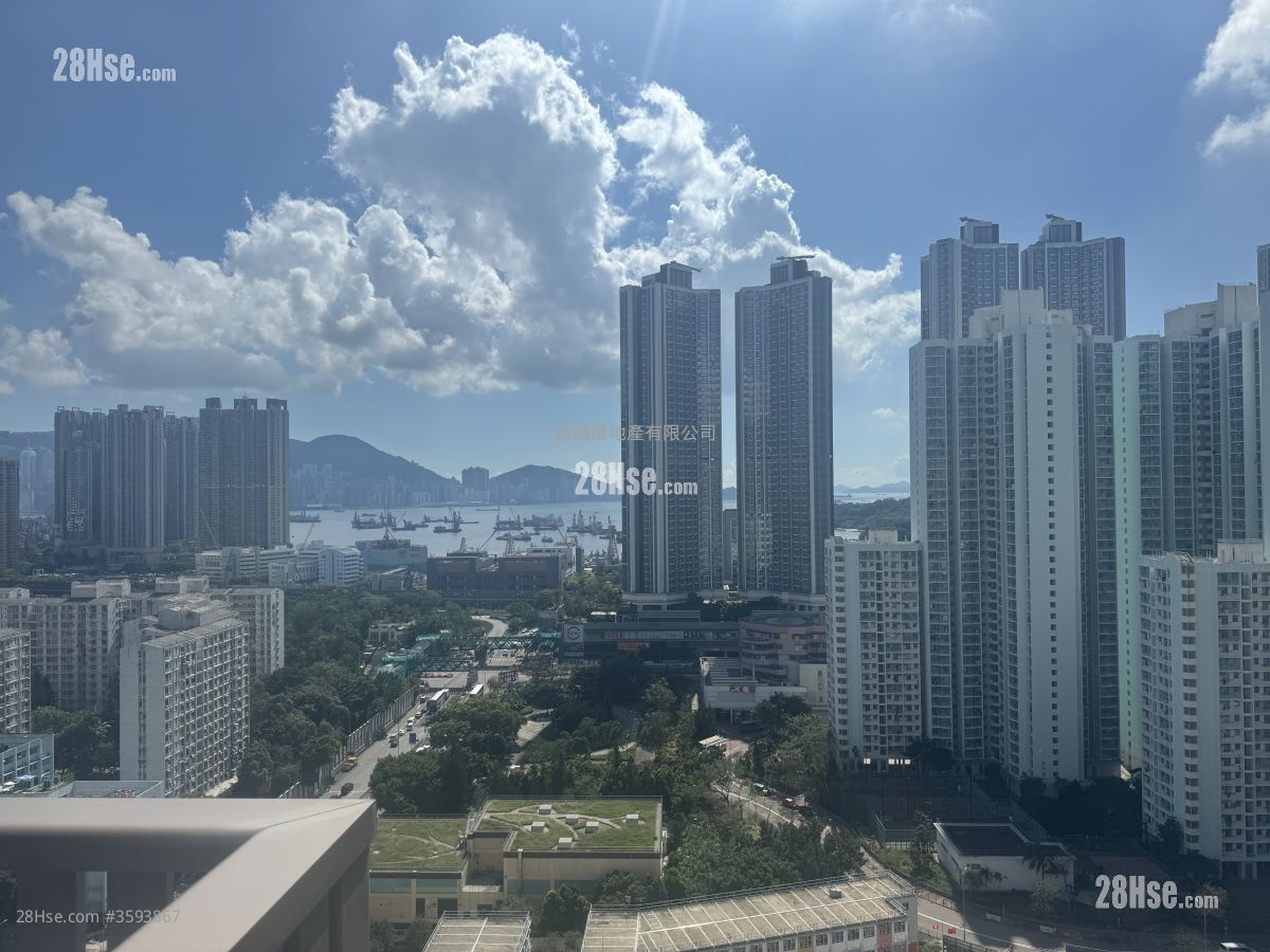 Astoria Crest Rental 1 Bedroom , 1 Bathroom 287 ft² ( 26.7 m² )