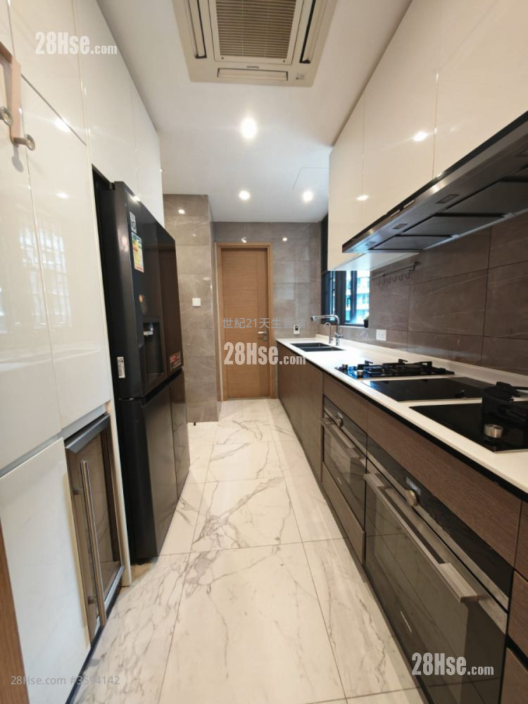 The Bloomsway Rental 4 Bedrooms , 3 Bathrooms 1,533 ft² ( 142.4 m² ) The Bloomsway Rental 4 Bedrooms , 3 Bathrooms 1,533 ft² ( 142.4 m² )