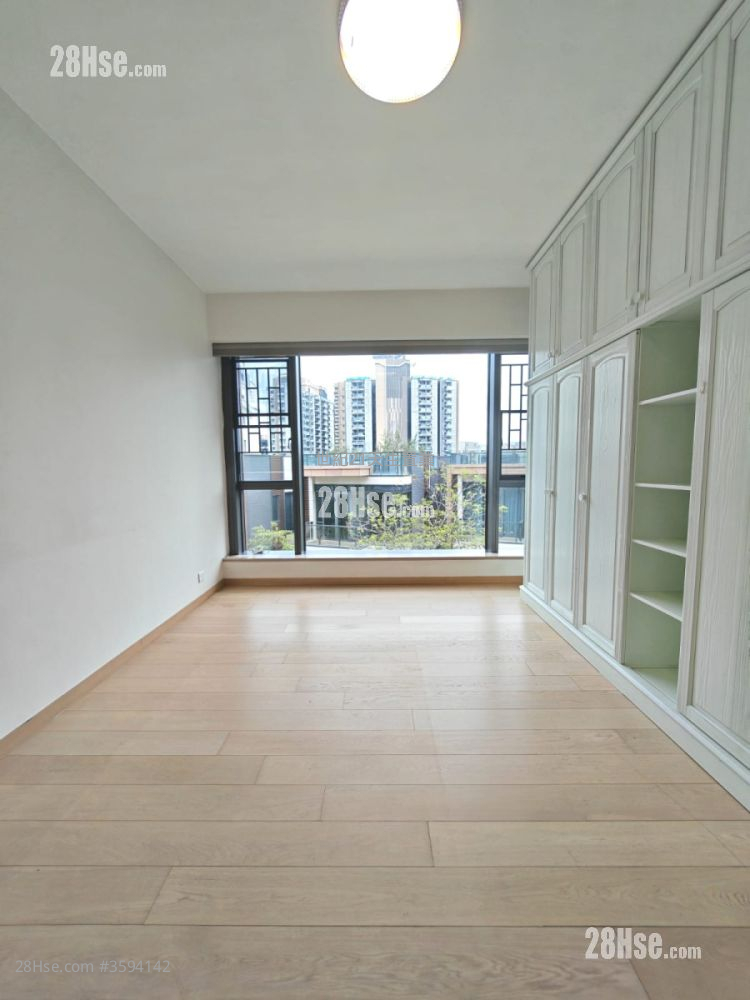 The Bloomsway Rental 4 Bedrooms , 3 Bathrooms 1,533 ft² ( 142.4 m² ) The Bloomsway Rental 4 Bedrooms , 3 Bathrooms 1,533 ft² ( 142.4 m² )