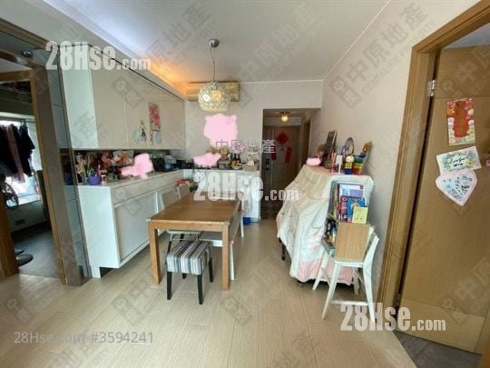 Rambler Crest Sell 3 Bedrooms , 2 Bathrooms 690 ft² ( 64.1 m² )