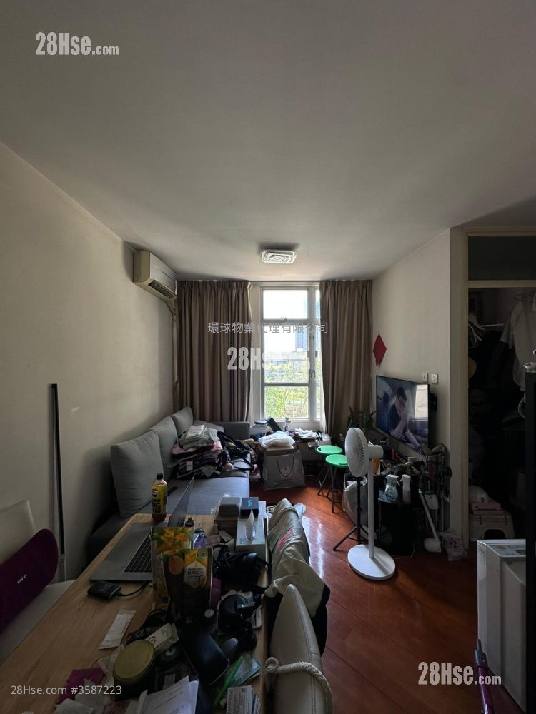 Choi Ming Court Sell 2 Bedrooms , 1 Bathroom 506 ft² ( 47.0 m² )