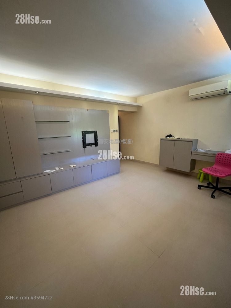 Chevalier Garden Rental 2 Bedrooms , 1 Bathroom 488 ft² ( 45.3 m² )