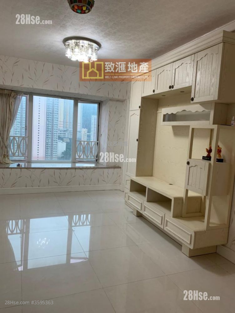 The Apex Sell 2 Bedrooms 473 ft² ( 43.9 m² )