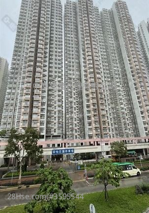 Greenfield Garden Sell 2 Bedrooms 451 ft² ( 41.9 m² )