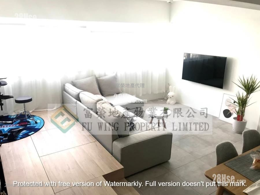 Tak Fung Building Sell 1 Bedroom , 1 Bathroom 573 ft² ( 53.2 m² )